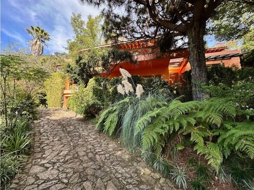 Luxury home in Valle de Bravo, Estado de México