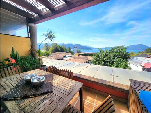 Apartment in Valle de Bravo, Estado de México