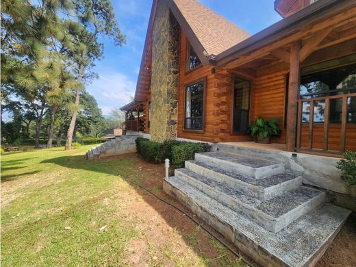Luxury home in Valle de Bravo, Estado de México
