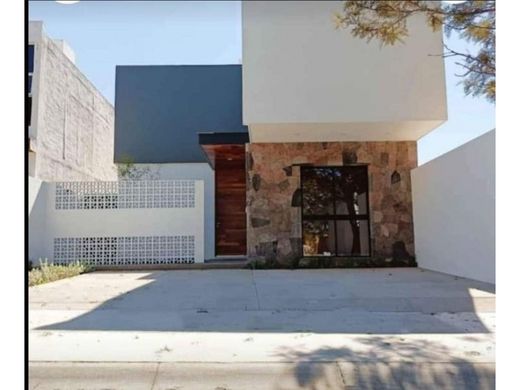 Maison de luxe à Ciudad de Villa de Álvarez, Villa de Álvarez