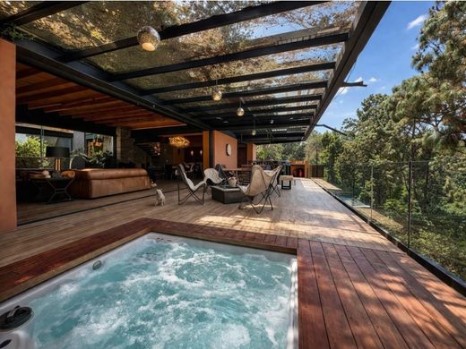 Complexes résidentiels à Valle de Bravo, Estado de México