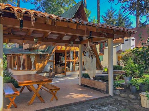 Chalet in Valle de Bravo, Estado de México