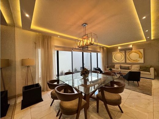 Maison de luxe à García, Nuevo León