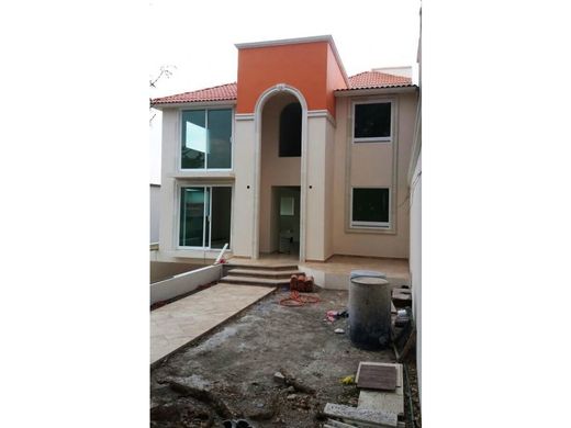 Ciudad López Mateos, Atizapán de Zaragozaの高級住宅