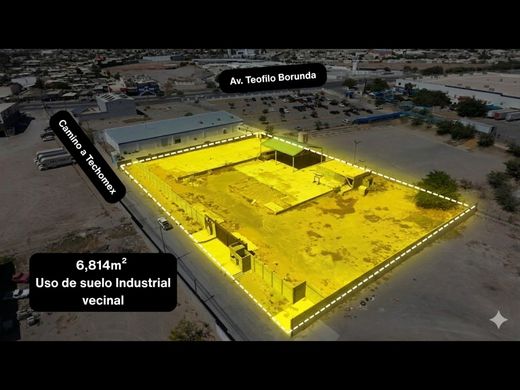 Teren w Ciudad Juárez, Juárez