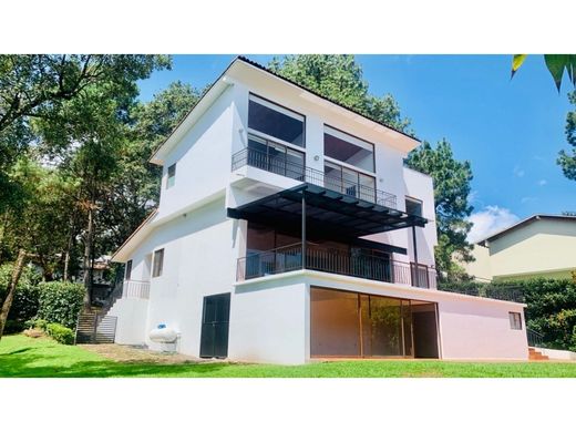 Luxury home in Valle de Bravo, Estado de México