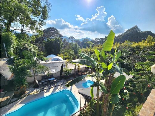 호텔 / Valle de Bravo, Estado de México