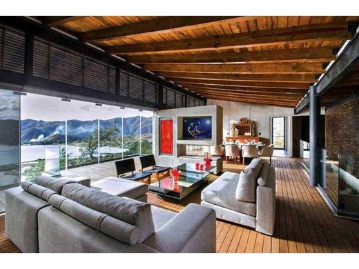 Luxe woning in Valle de Bravo, Mexico (staat)