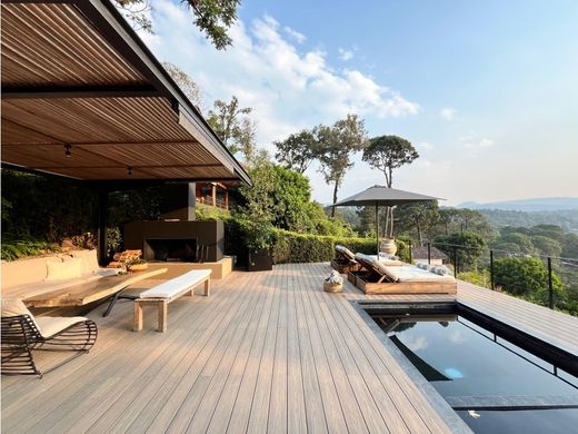 Πολυτελή κατοικία σε Valle de Bravo, Estado de México