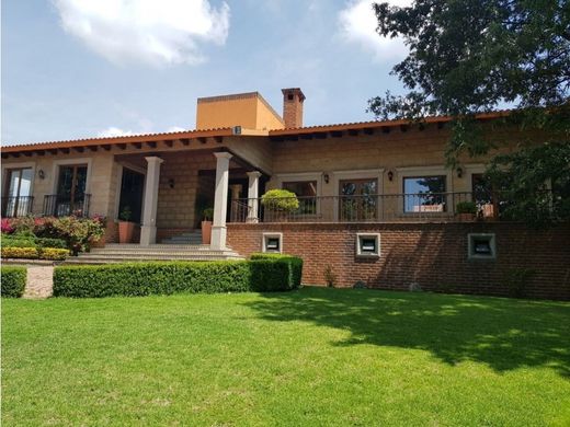 Luxury home in Ciudad López Mateos, Atizapán de Zaragoza