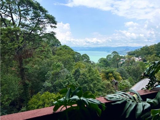 Luxe woning in Valle de Bravo, Mexico (staat)