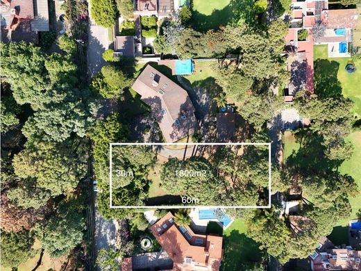 Terreno en Valle de Bravo, Estado de México