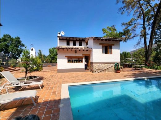 Luxury home in Valle de Bravo, Estado de México