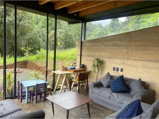 Luxus-Haus in Valle de Bravo, México (Bundesstaat)