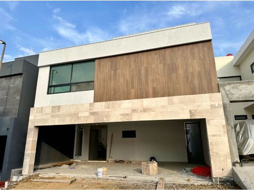 Luxury home in Santiago, Nuevo León