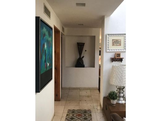 Πολυτελή κατοικία σε Ciudad López Mateos, Atizapán de Zaragoza