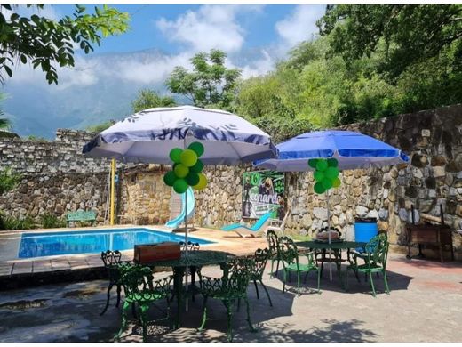 Rural or Farmhouse in Santiago, Nuevo León