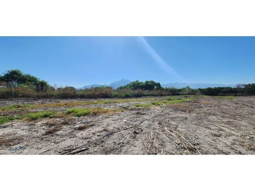 Land in San Nicolás de los Garza, Nuevo León