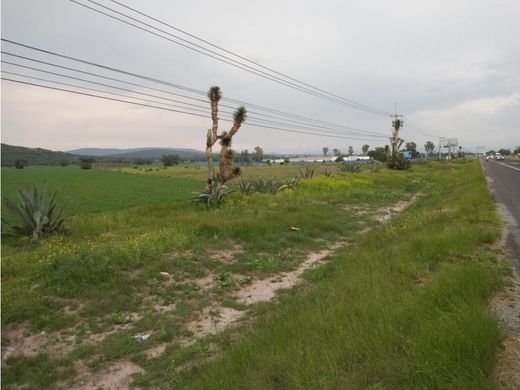 Terreno a Zapotlán de Juárez, Hidalgo