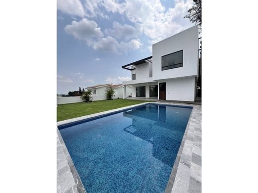 Luksusowy dom w Atlatlahucan, Morelos