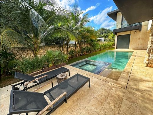 Πολυτελή κατοικία σε Mérida, Estado de Yucatán