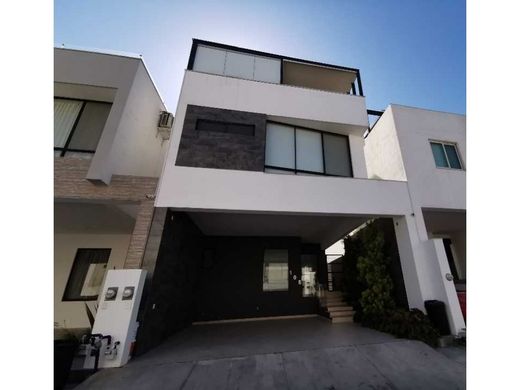 Luxury home for sale in García