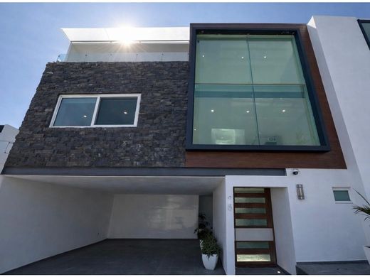 Luxury home in Puebla