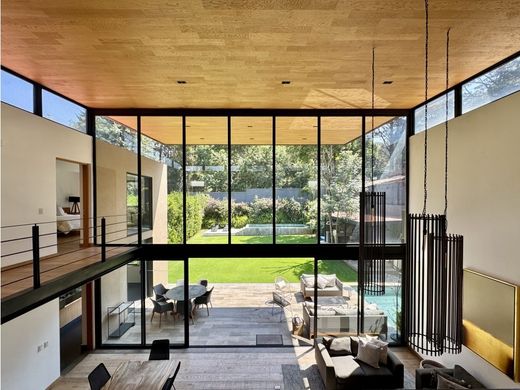 Complexes résidentiels à Valle de Bravo, Estado de México