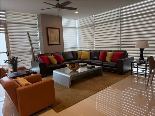 Apartment in San Pedro, China