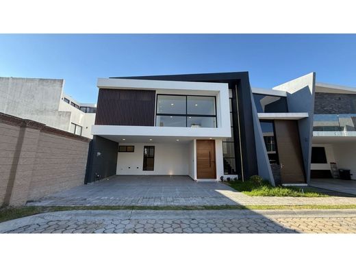 Casa di lusso a Santa Clara, Ocoyucan