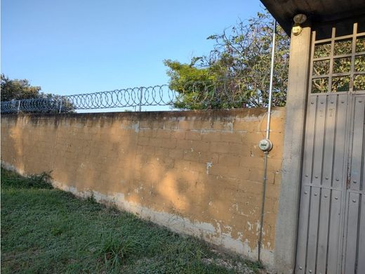 Land in Puente de Ixtla, Morelos