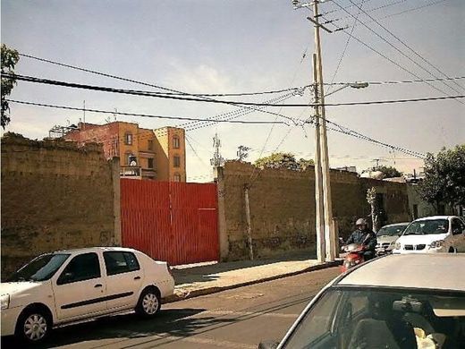 أرض ﻓﻲ Tlalnepantla, Tlalnepantla de Baz