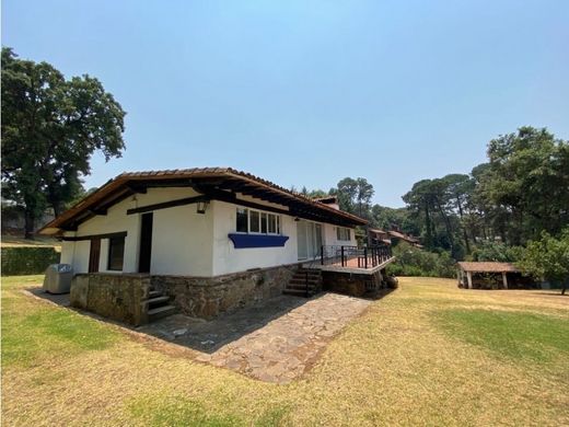 Grond in Valle de Bravo, Mexico (staat)