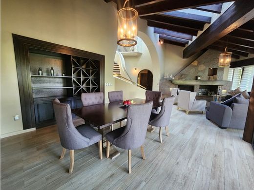 Элитный дом, Валье-де-Браво, Valle de Bravo