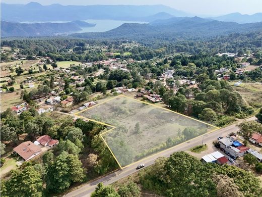 Terreno a Valle de Bravo, Messico (stato federato)