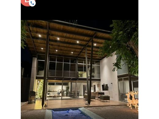 ‏בתי יוקרה ב  Cuernavaca, Estado de Morelos