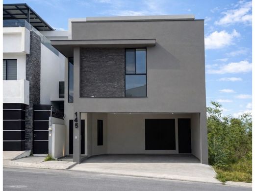Luxury home in García, Nuevo León