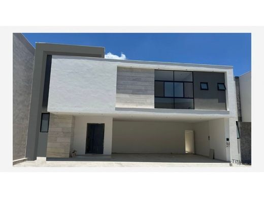 Luxury home in Santiago, Nuevo León