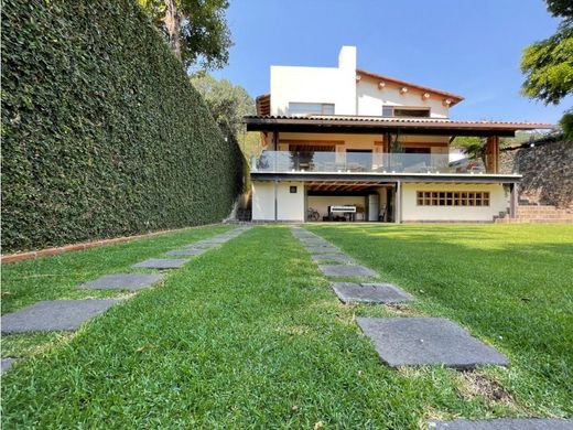 Πολυτελή κατοικία σε Valle de Bravo, Estado de México