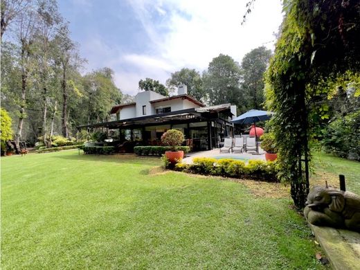 Luxury home in Valle de Bravo, Estado de México