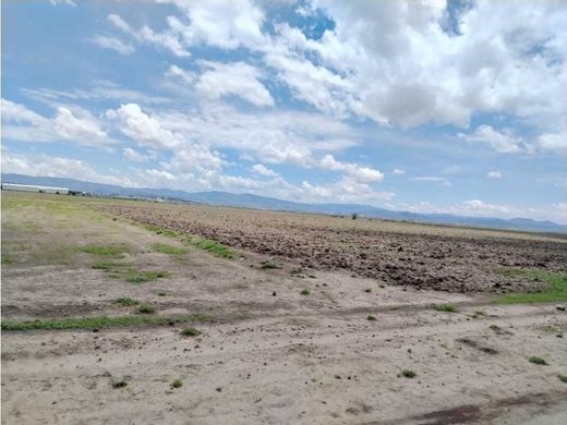 Terreno - Zapotlán de Juárez, Hidalgo