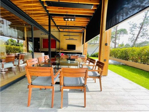 ‏בניין ב  Valle de Bravo, Estado de México