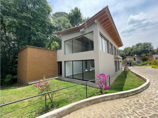 Luxury home in Valle de Bravo, Estado de México