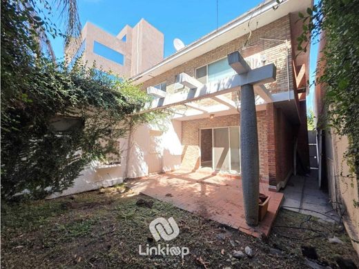 Luxury home in San Pedro, China