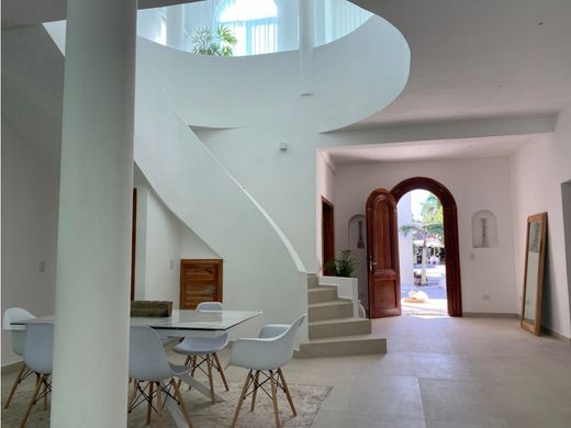 Luxus-Haus in Puerto Aventuras, Solidaridad