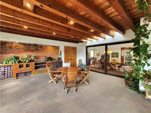 Luxus-Haus in Valle de Bravo, México (Bundesstaat)