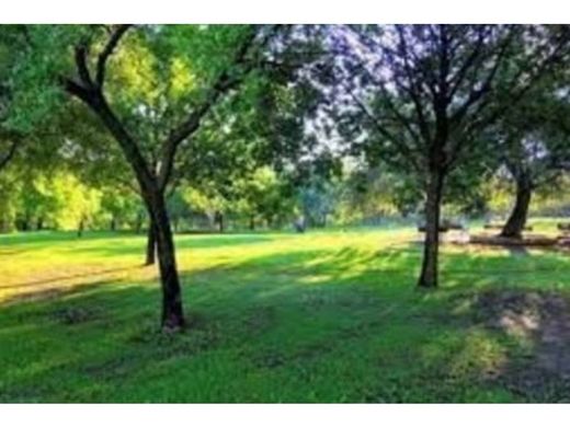 Grundstück in San Pedro, China