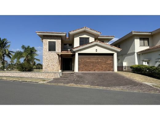 Luxury home in San Carlos, Distrito de San Carlos