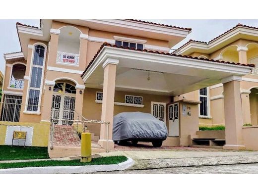 Casa de lujo en Betania, Distrito de Panamá