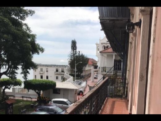 Wohnkomplexe in Panama-Stadt, Distrito de Panamá